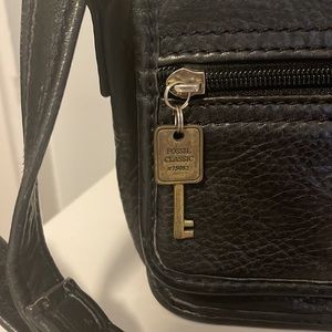 Fossil American Classic #75082 Shoulder Bag - Vintage - Key Zip